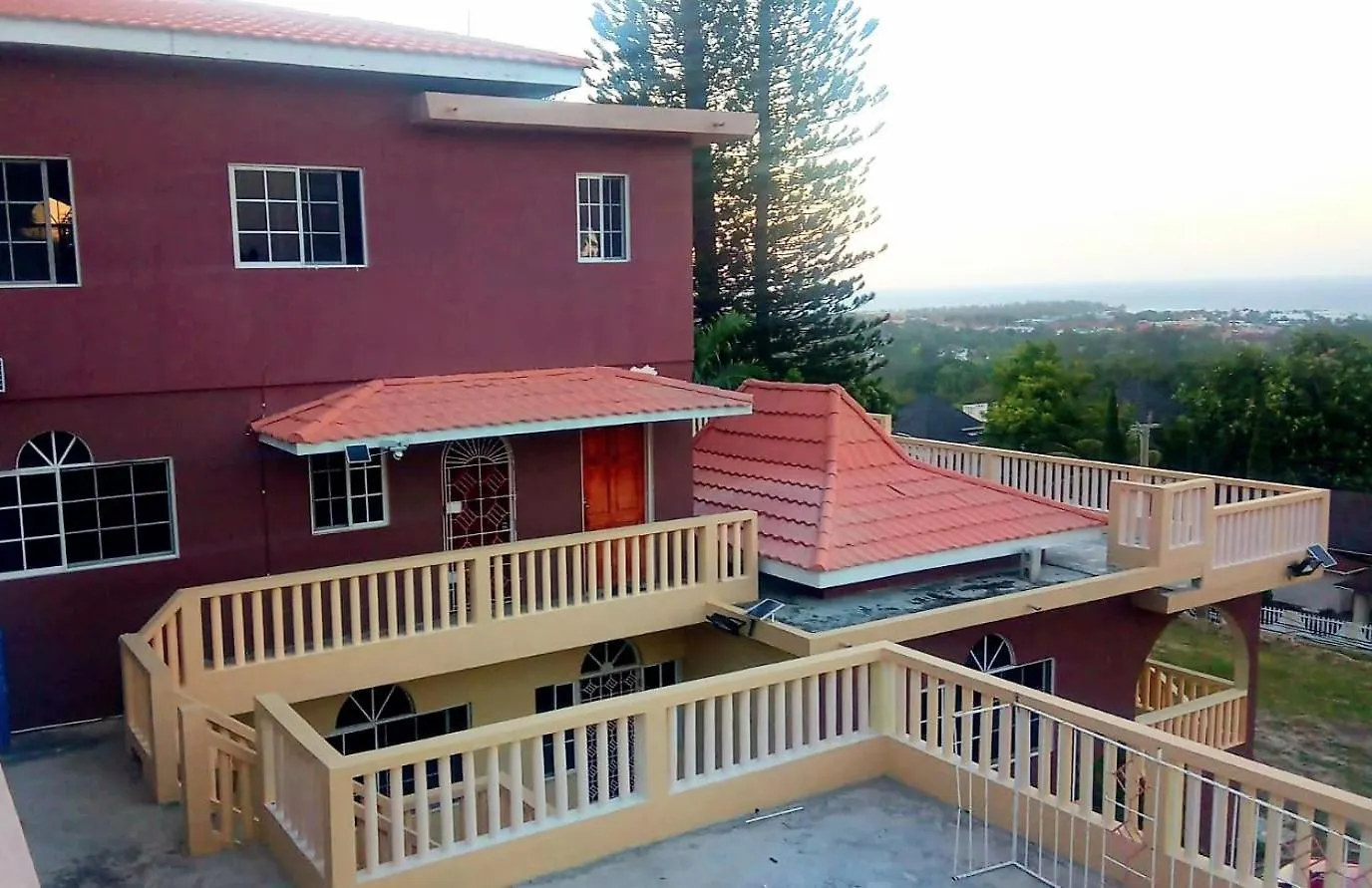 Guest house Comfy Apartments Montego Bay Jamaica