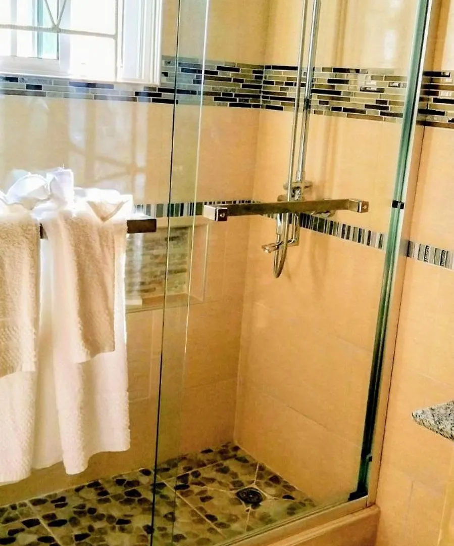 Guest house Comfy Apartments Montego Bay Jamaica